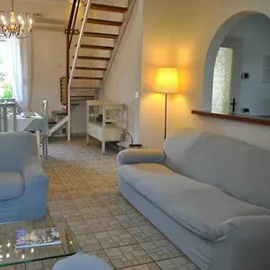 Ferienhaus L'altalena, Mommio
